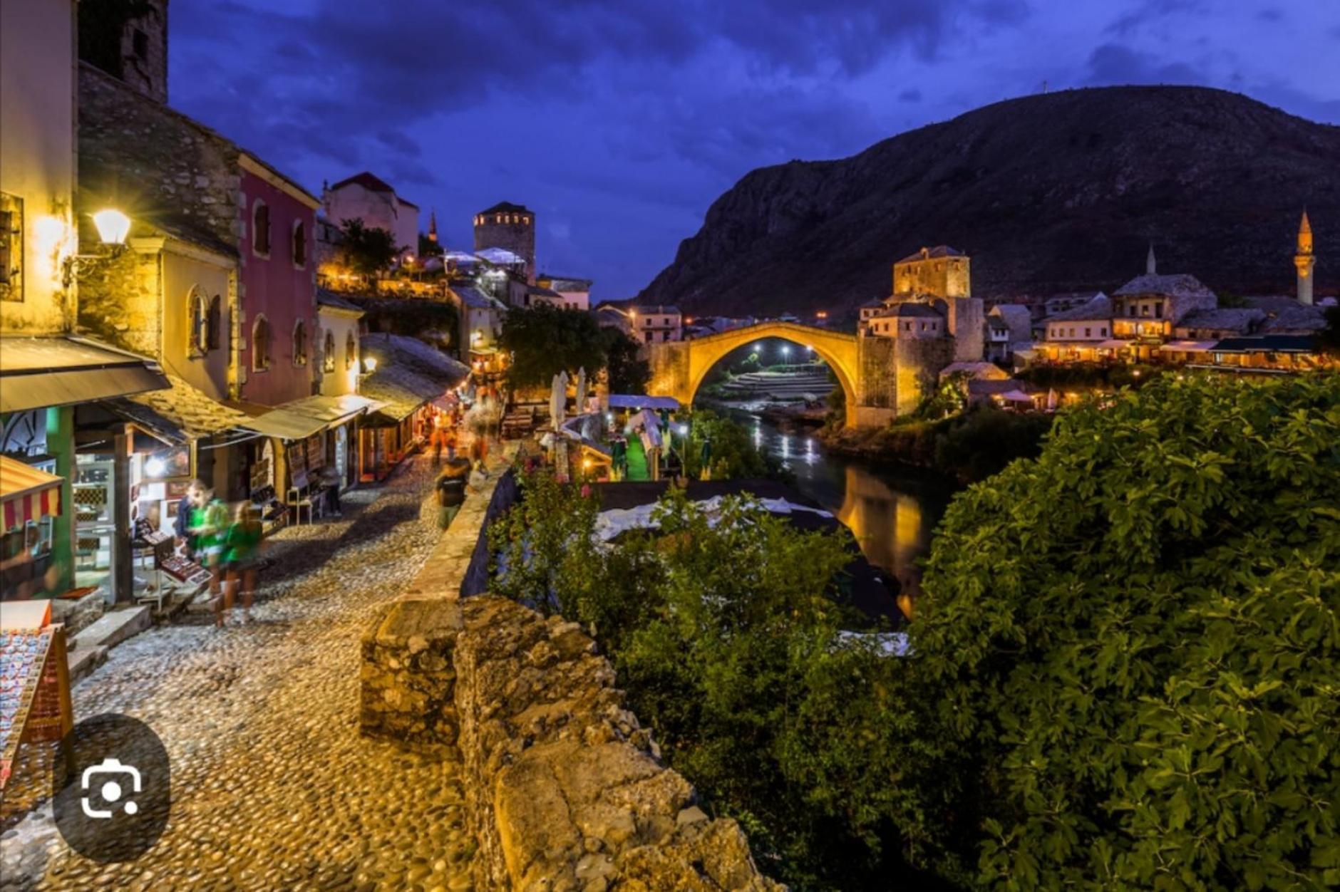 Zara Apartment With Terrace Near Old Town Mostar Esterno foto