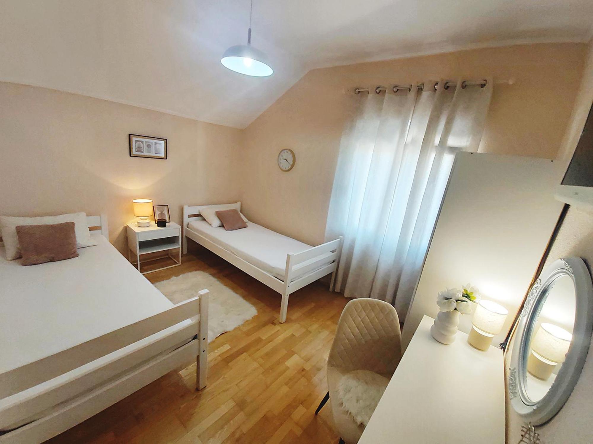 Zara Apartment With Terrace Near Old Town Mostar Esterno foto