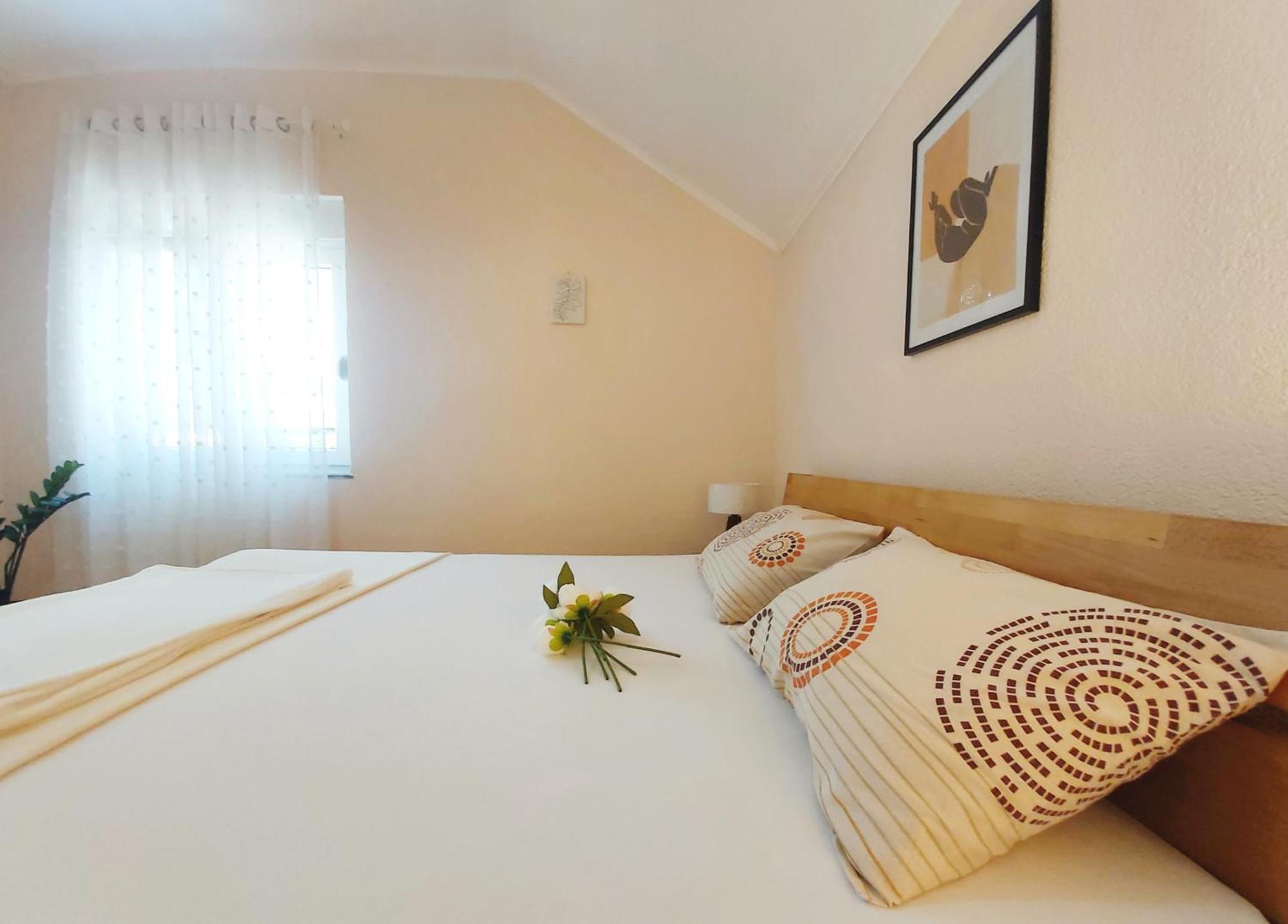 Zara Apartment With Terrace Near Old Town Mostar Esterno foto